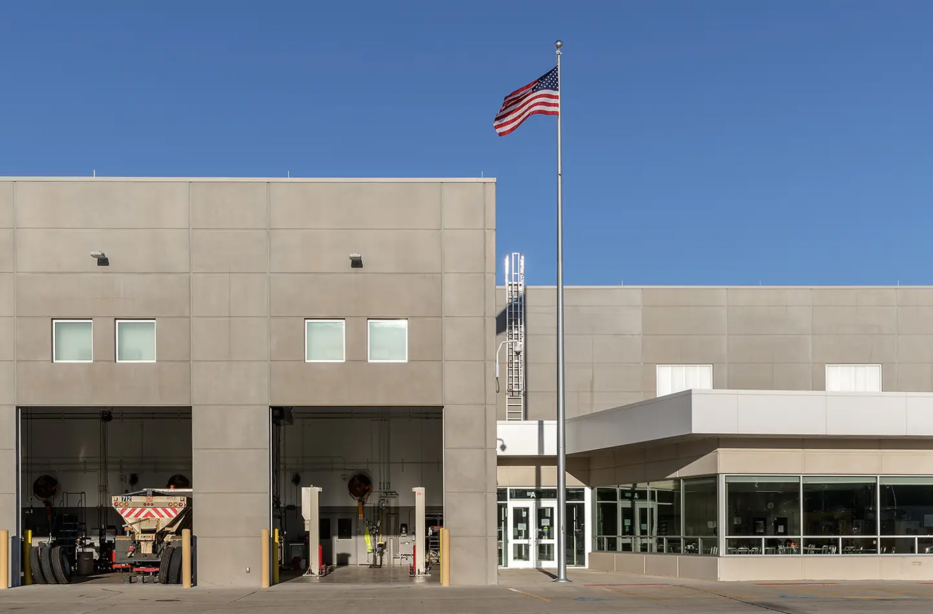 Illinois Tollway – M7 Maintenance Facility Fuel Station